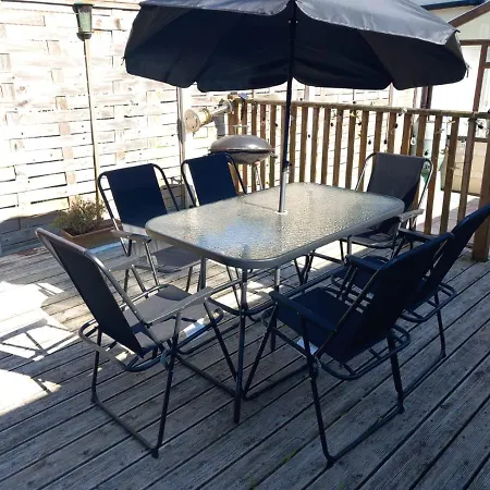 Alt-stay - Leeds - 3 Bed Budget Contractor With Parking *